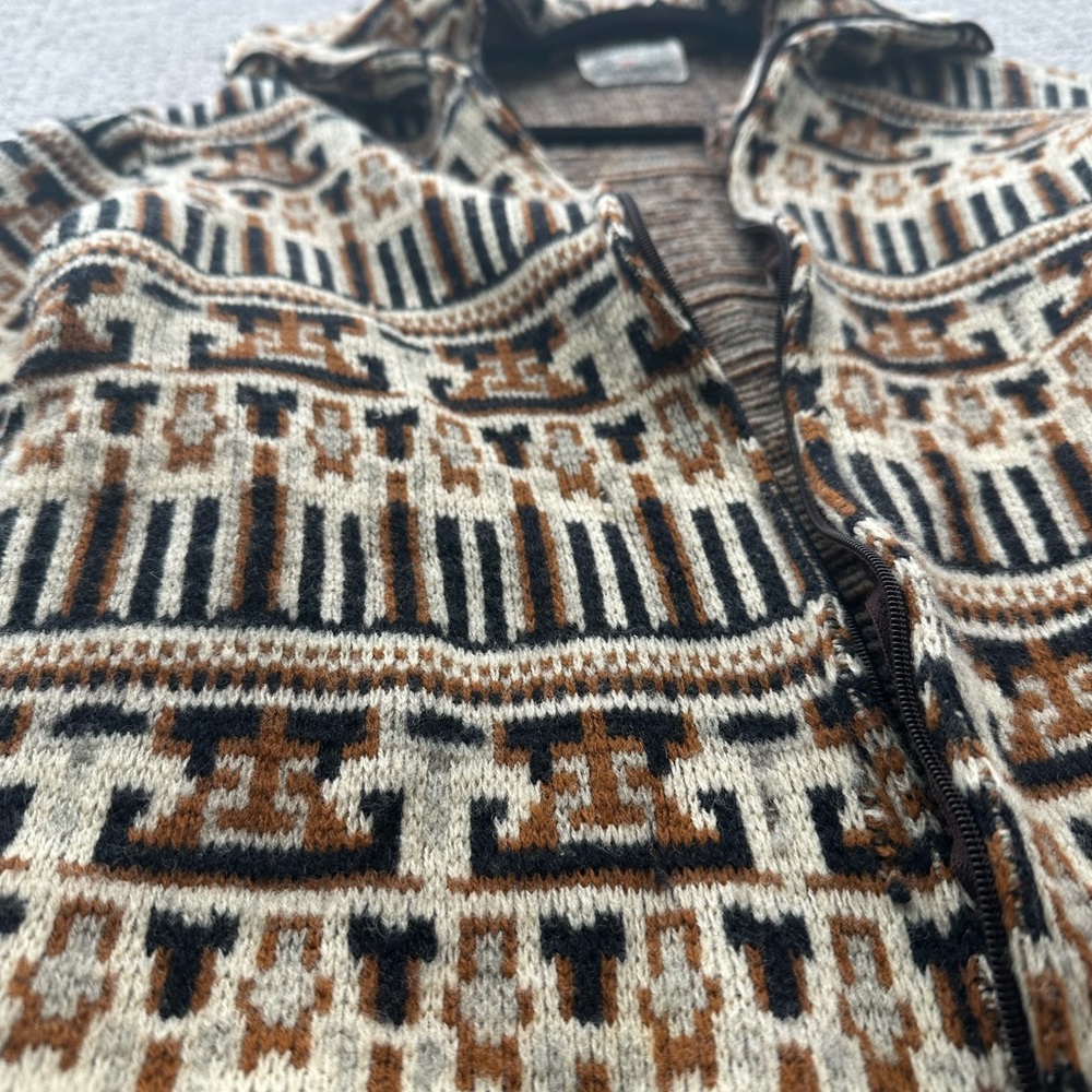 Tundra Multicolor Patterned Sweater - image 2